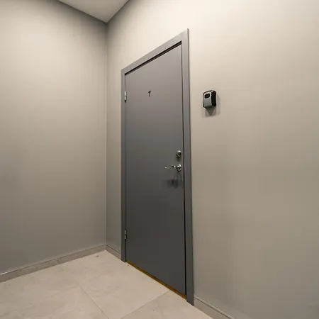 Urban Nest 3 * ريغا